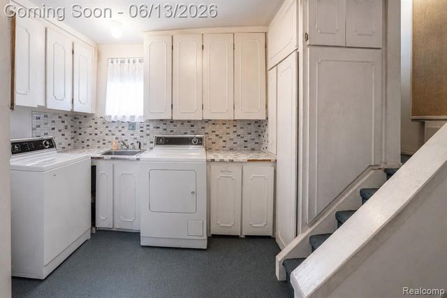 18345 Fremont Street, Livonia, MI 48152