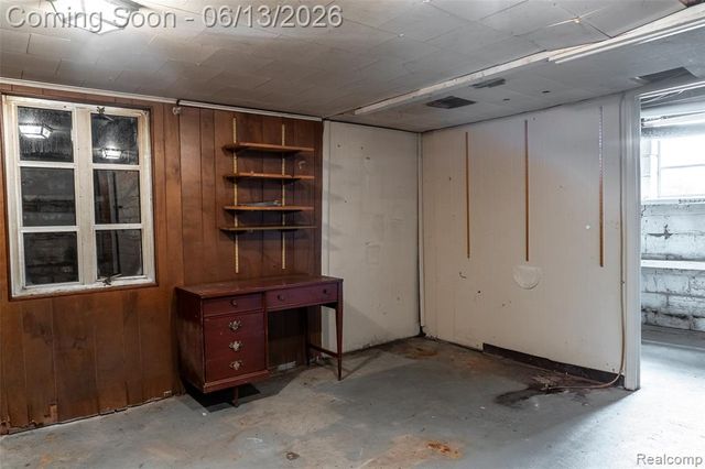 18345 Fremont Street, Livonia, MI 48152
