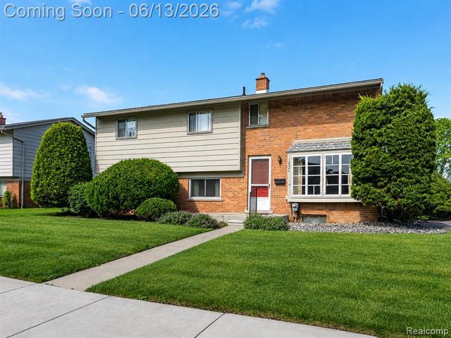 18345 Fremont Street, Livonia, MI 48152