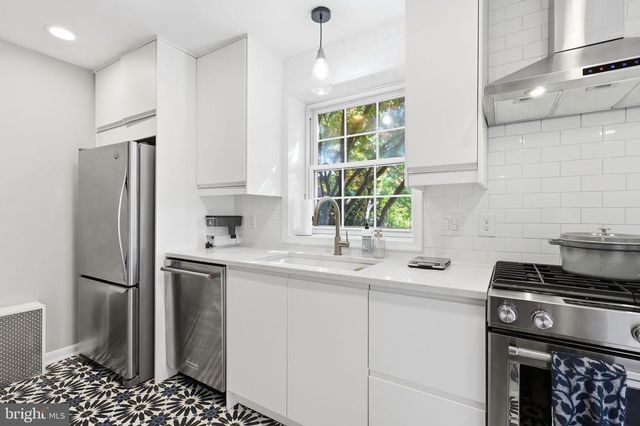 2916 SYCAMORE ST, Alexandria, VA 22305