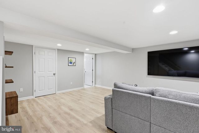 2916 SYCAMORE ST, Alexandria, VA 22305