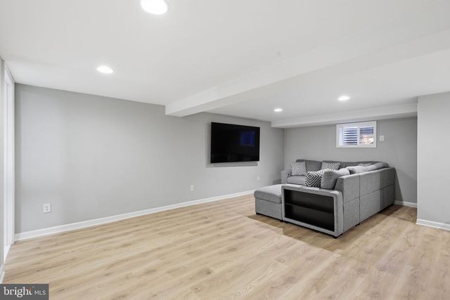 2916 SYCAMORE ST, Alexandria, VA 22305