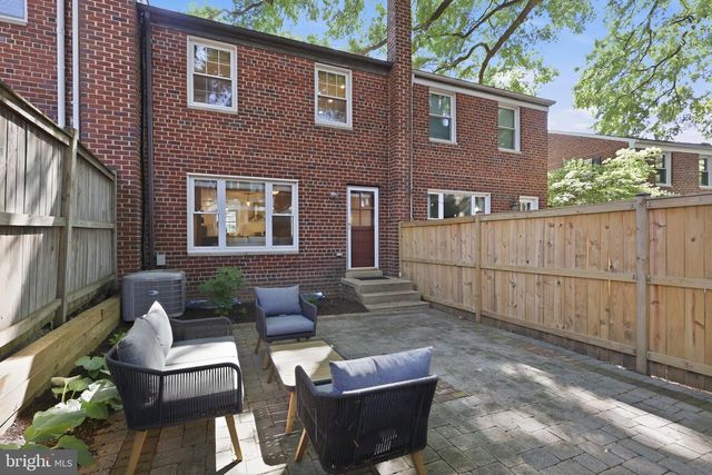 2916 SYCAMORE ST, Alexandria, VA 22305