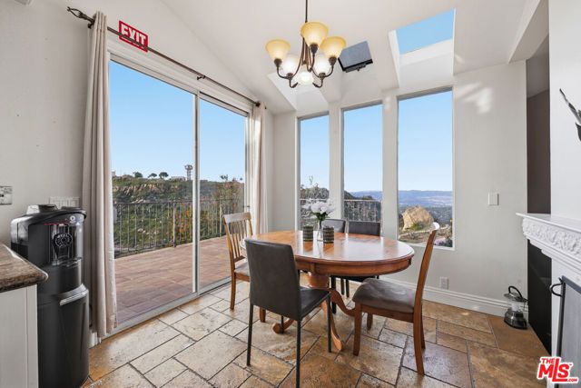 501 Sadie Road, Topanga (los Angeles), CA 90290