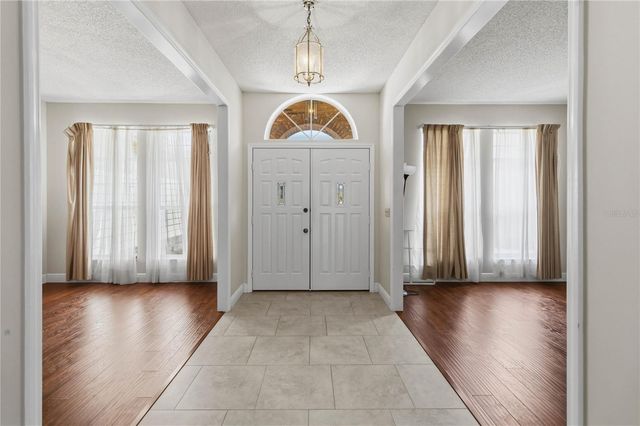 1572 HUNTERS STAND RUN, Oviedo, FL 32765