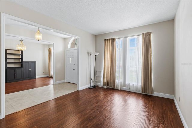1572 HUNTERS STAND RUN, Oviedo, FL 32765