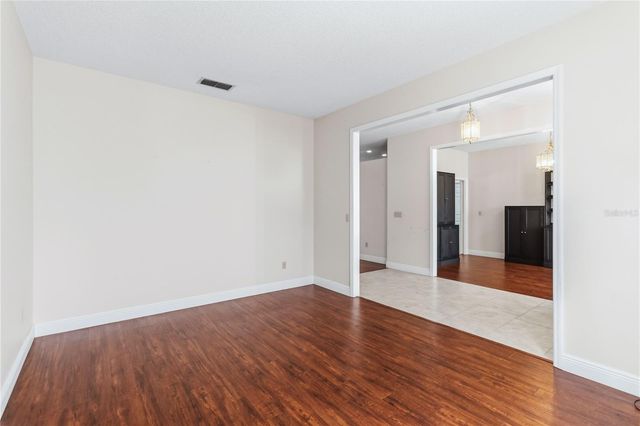 1572 HUNTERS STAND RUN, Oviedo, FL 32765