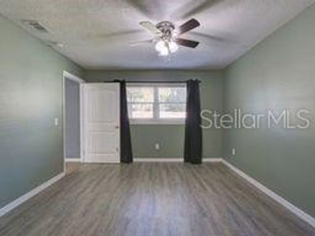 1218 CR 450, Lake Panasoffkee, FL 33538