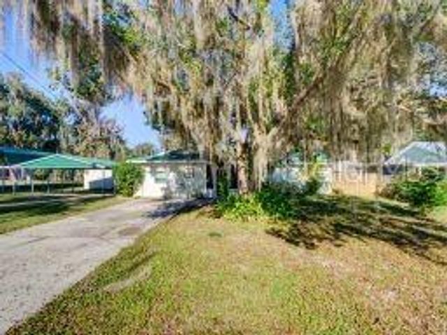 1218 CR 450, Lake Panasoffkee, FL 33538
