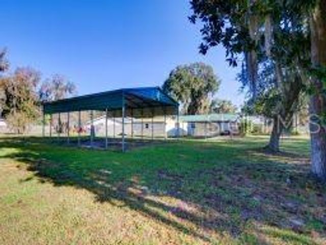 1218 CR 450, Lake Panasoffkee, FL 33538