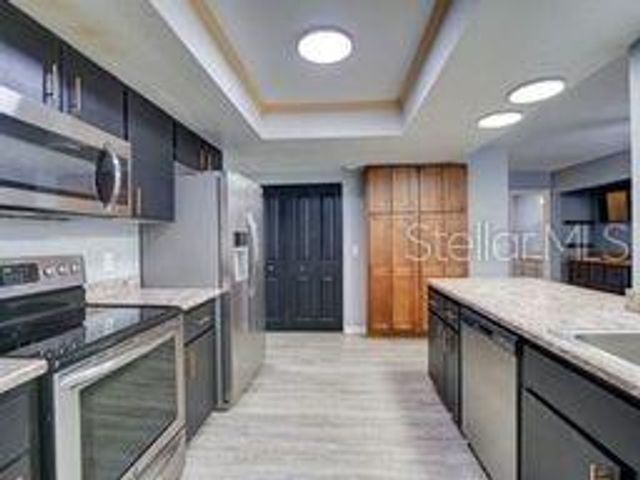 1218 CR 450, Lake Panasoffkee, FL 33538