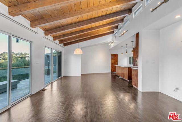 3476 Troy Drive, Los Angeles, CA 90068