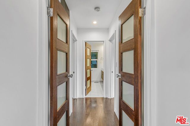 3476 Troy Drive, Los Angeles, CA 90068