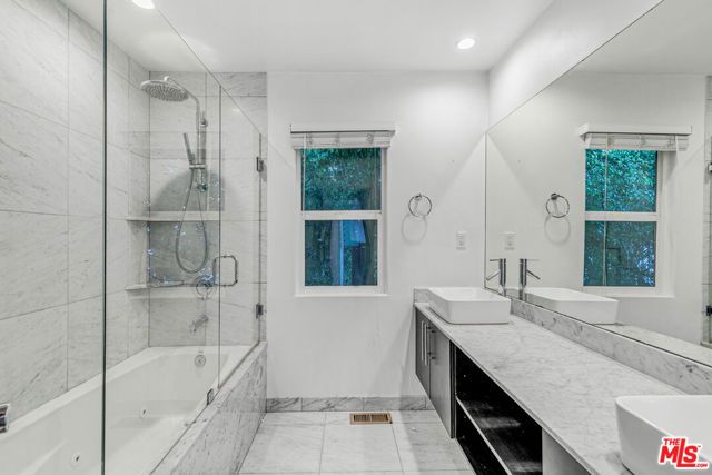 3476 Troy Drive, Los Angeles, CA 90068