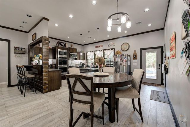 5351 Crystal Lake Drive, Guthrie, OK 73044