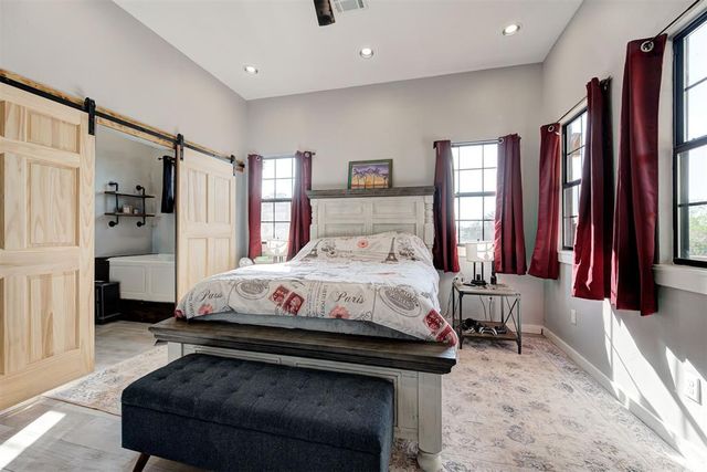 5351 Crystal Lake Drive, Guthrie, OK 73044