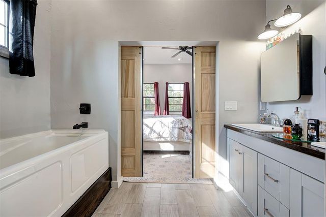 5351 Crystal Lake Drive, Guthrie, OK 73044