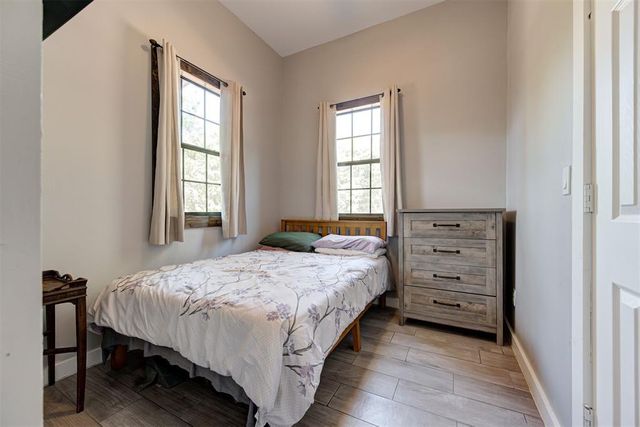 5351 Crystal Lake Drive, Guthrie, OK 73044