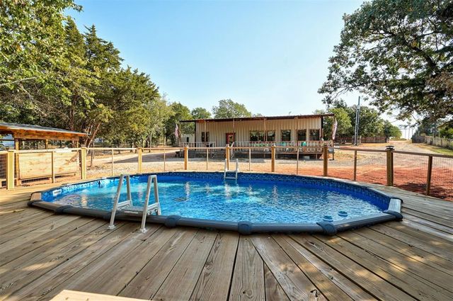 5351 Crystal Lake Drive, Guthrie, OK 73044