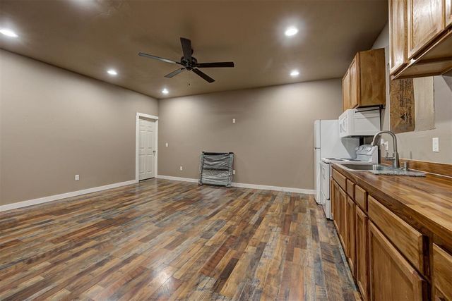 5351 Crystal Lake Drive, Guthrie, OK 73044