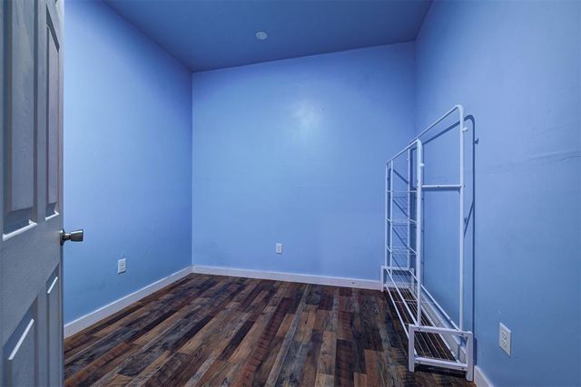 5351 Crystal Lake Drive, Guthrie, OK 73044