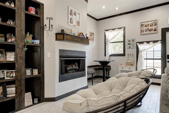 5351 Crystal Lake Drive, Guthrie, OK 73044