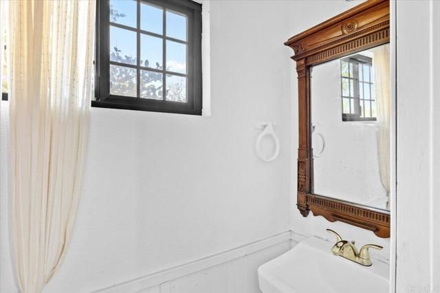 40707 Intrepid Rd, Hemet, CA 92544