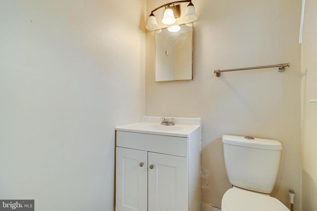 39084 CHAPTICO RD, Mechanicsville, MD 20659