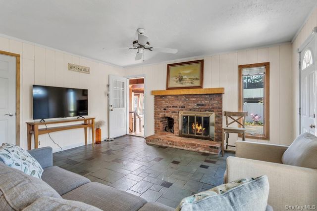 431 Cherry Avenue, West Sayville, NY 11796