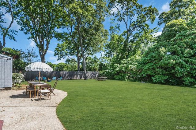431 Cherry Avenue, West Sayville, NY 11796