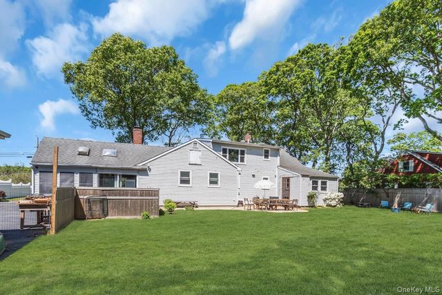431 Cherry Avenue, West Sayville, NY 11796
