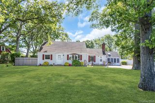 431 Cherry Avenue, West Sayville, NY 11796