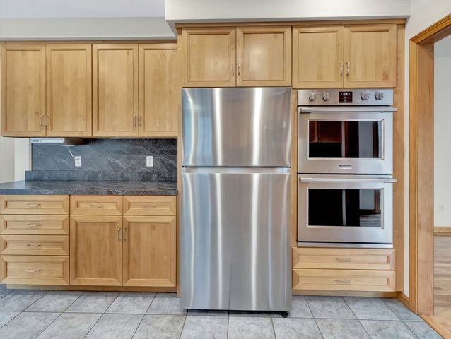 113 Chestnut Street, Easton, MA 02356