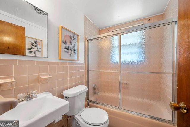 135 5th Avenue, Jonesboro, GA 30236