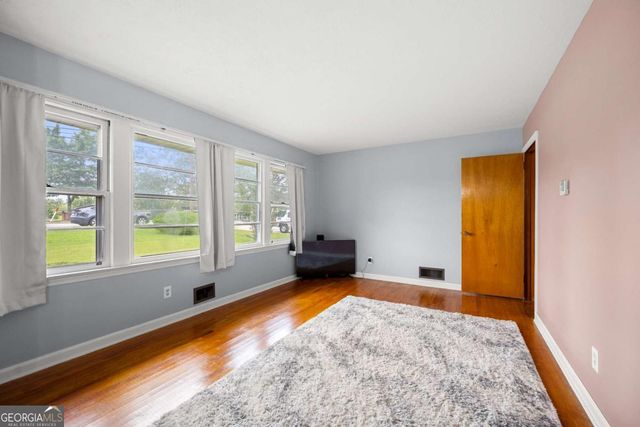 135 5th Avenue, Jonesboro, GA 30236