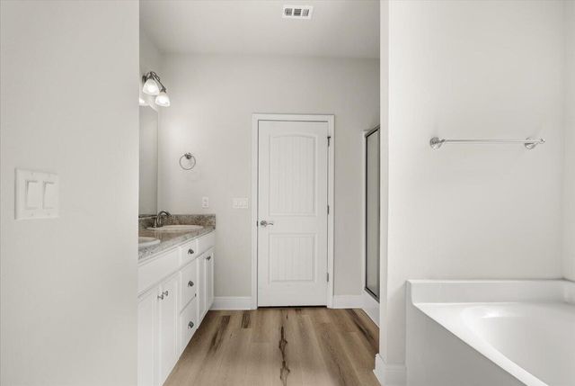 121 Ridgeway Circle, Crestview, FL 32536