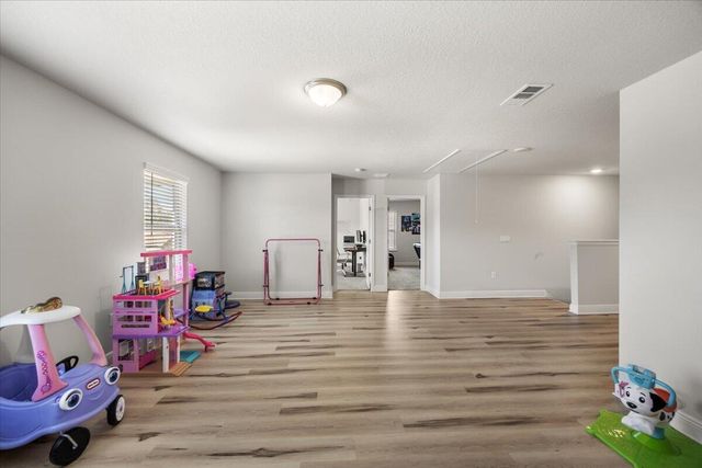 121 Ridgeway Circle, Crestview, FL 32536