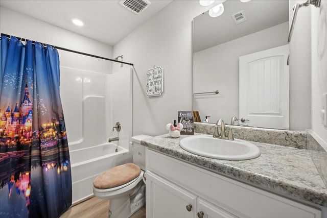 121 Ridgeway Circle, Crestview, FL 32536