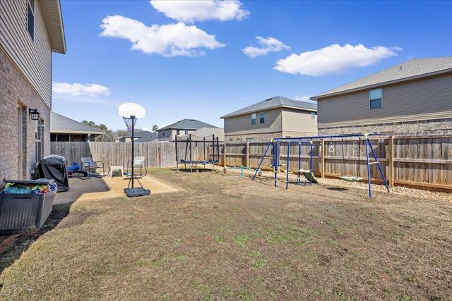 121 Ridgeway Circle, Crestview, FL 32536