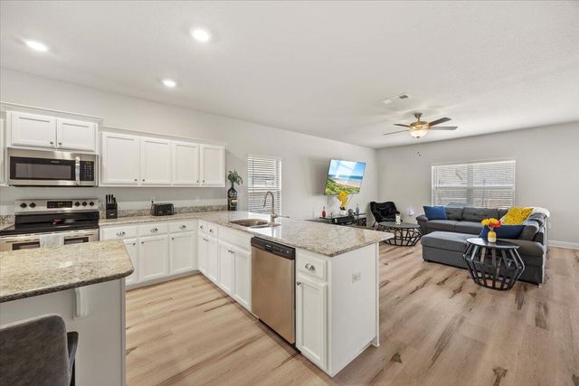 121 Ridgeway Circle, Crestview, FL 32536