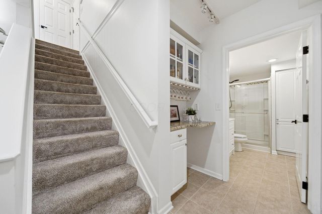 505 Serenity Drive, 13, Columbus, OH 43230