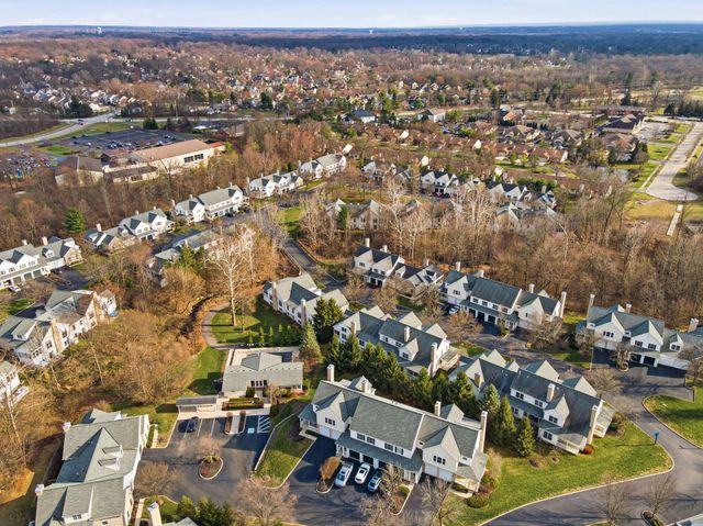 505 Serenity Drive, 13, Columbus, OH 43230