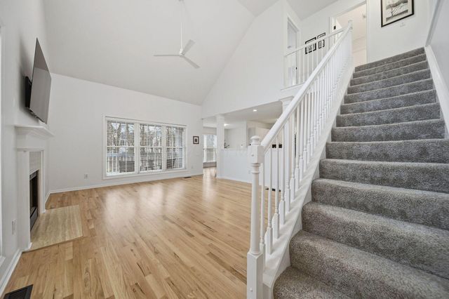 505 Serenity Drive, 13, Columbus, OH 43230