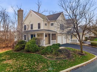 505 Serenity Drive, 13, Columbus, OH 43230