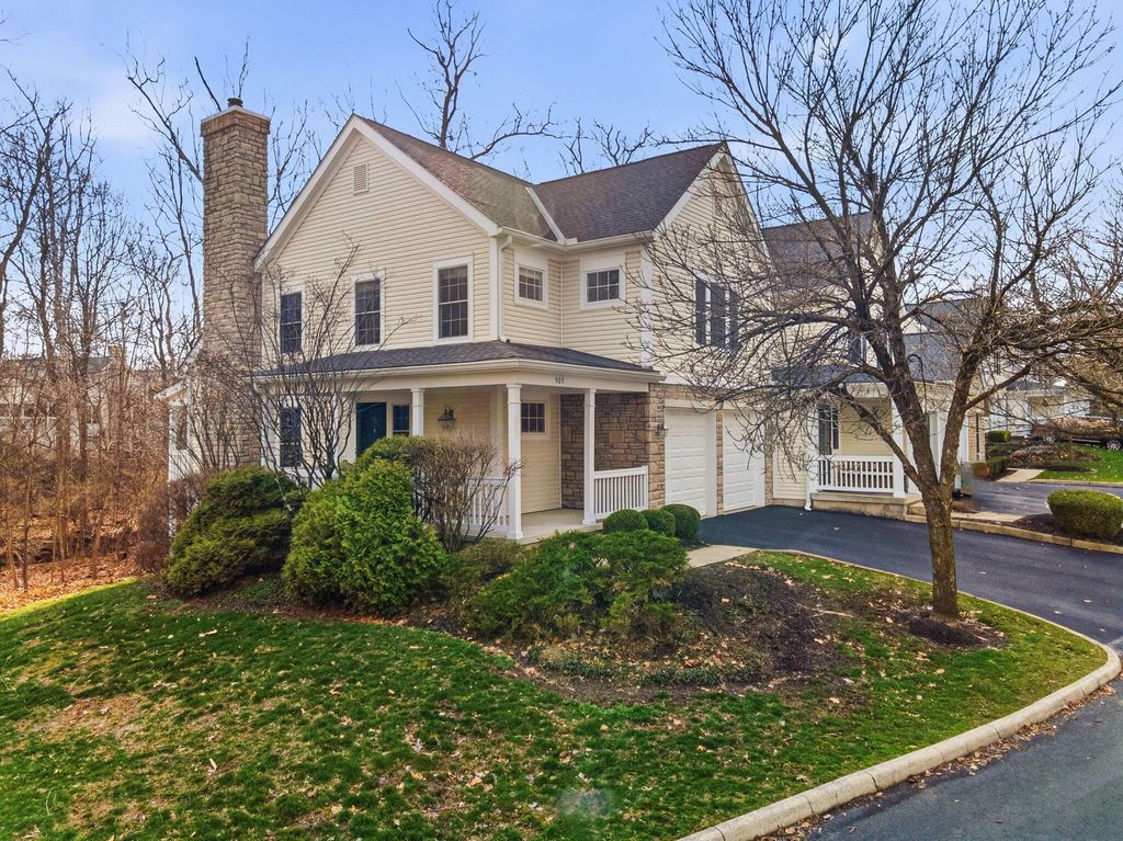 505 Serenity Drive, 13, Columbus, OH 43230