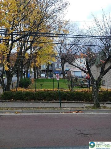 William Street, Bethlehem City, PA 18015