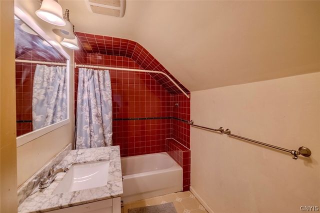 121 Butternut Drive, Dewitt, NY 13214