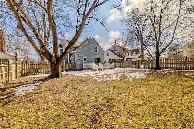 121 Butternut Drive, Dewitt, NY 13214