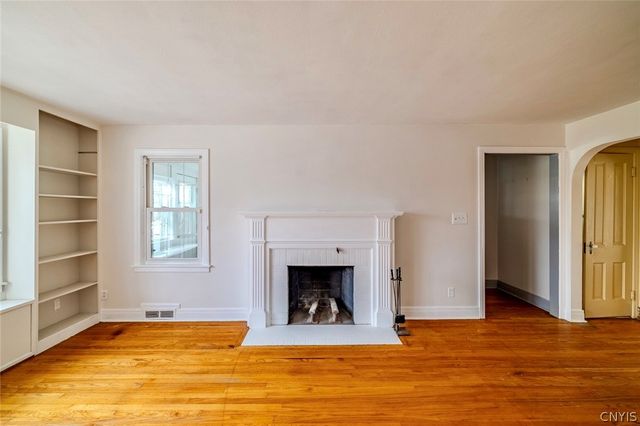 121 Butternut Drive, Dewitt, NY 13214