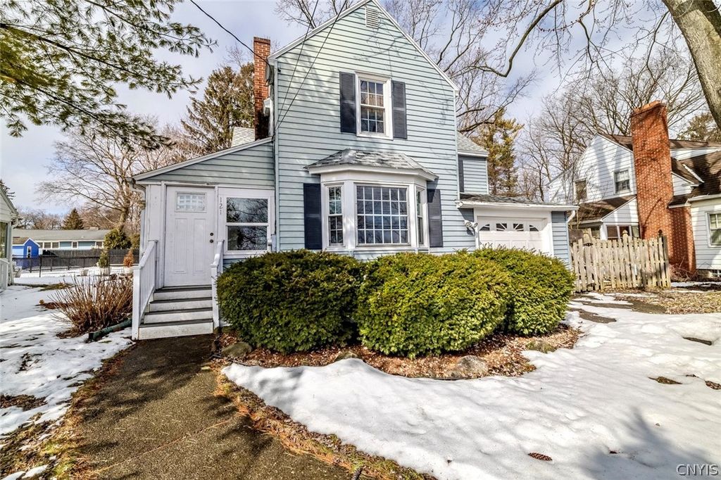 121 Butternut Drive, Dewitt, NY 13214